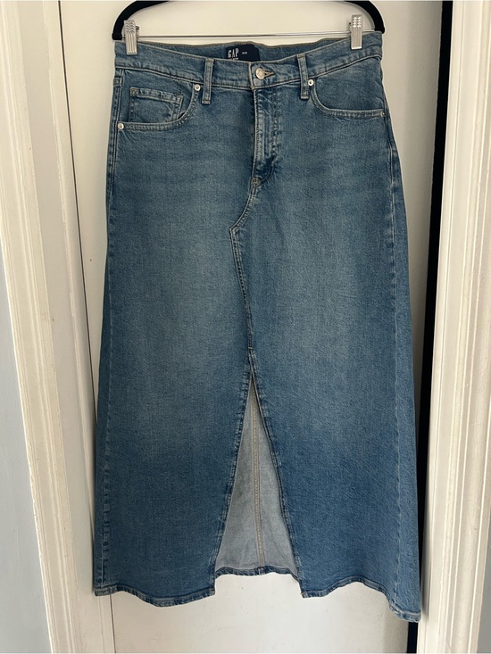GAP Dresses & Skirts - GAP Denim Maxi Skirt Front Slit Size 12/31